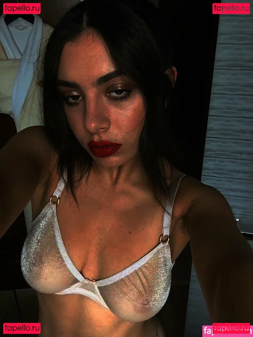 Charli XCX / charli_xcx / charlignarly Onlyfans Photo Gallery 