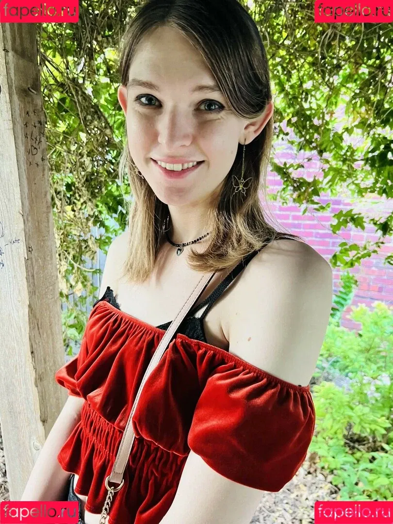 Nunya Business / NunyaBusinessCD / Wendy B. / nbcd102 Onlyfans Photo Gallery 