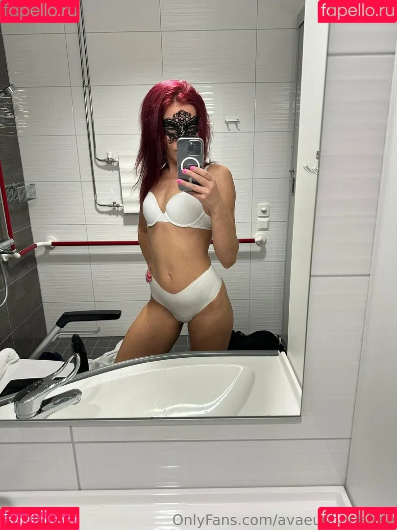 avaeuphoriafree / prettyperfection Onlyfans Photo Gallery 