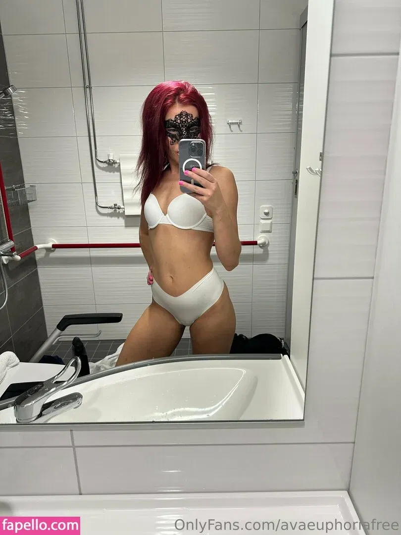 avaeuphoriafree / prettyperfection Onlyfans Photo Gallery 