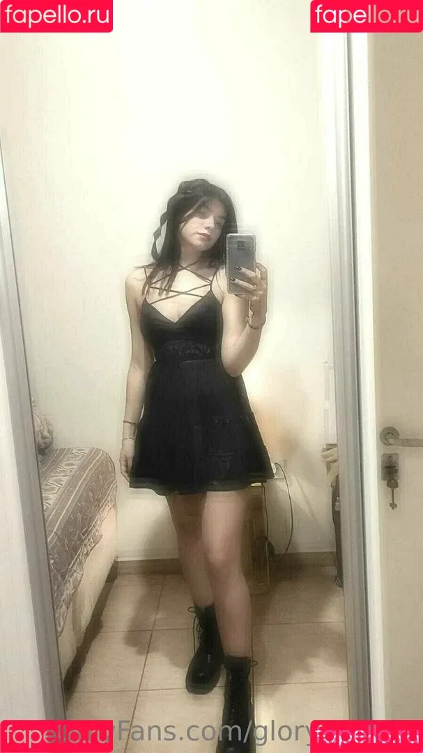 LightOnion58 / latina_mariaa / marialatina___ Onlyfans Photo Gallery 