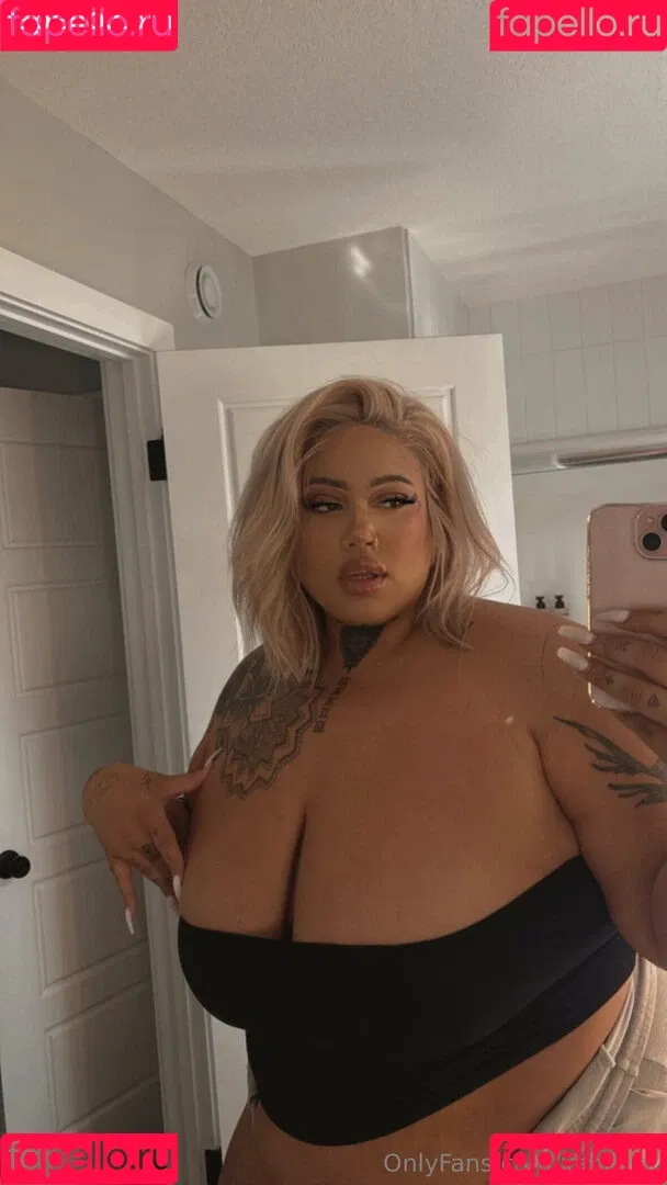 _.kahlixx / kahlixxx Onlyfans Photo Gallery 