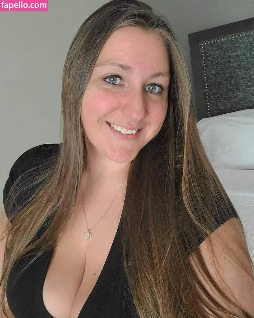 Caityy Cakesss Onlyfans Photo Gallery 