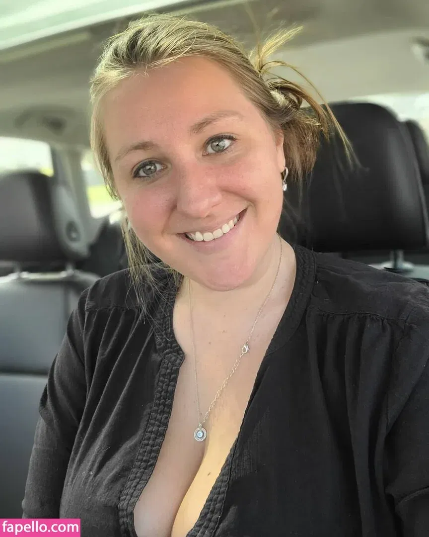 Caityy Cakesss Onlyfans Photo Gallery 