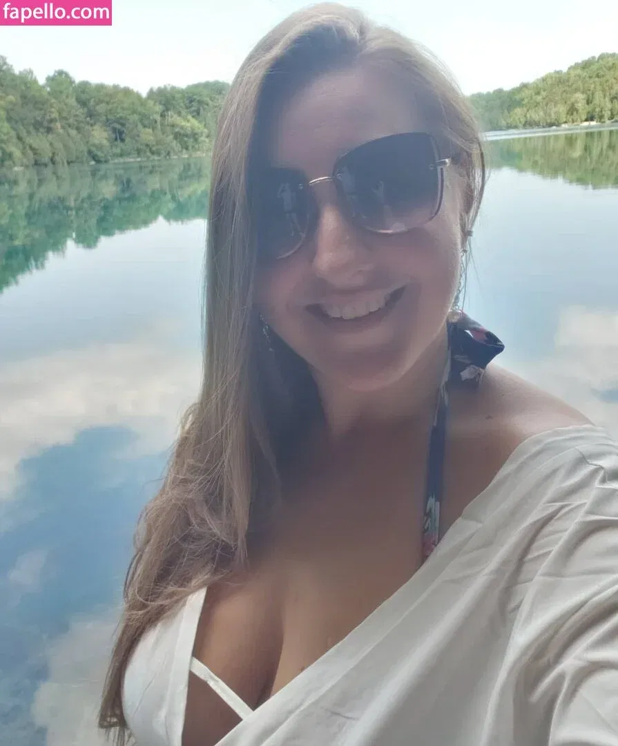 Caityy Cakesss Onlyfans Photo Gallery 