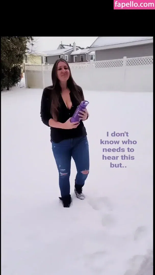 Caityy Cakesss Onlyfans Photo Gallery 