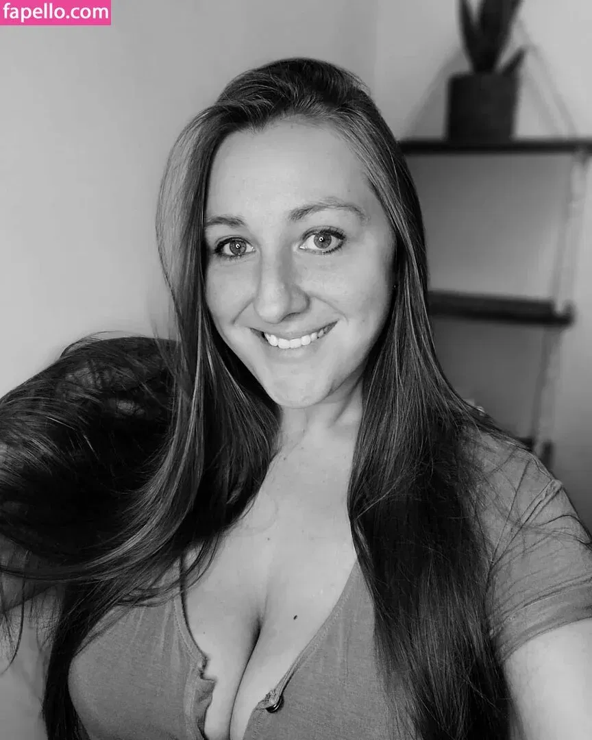 Caityy Cakesss Onlyfans Photo Gallery 