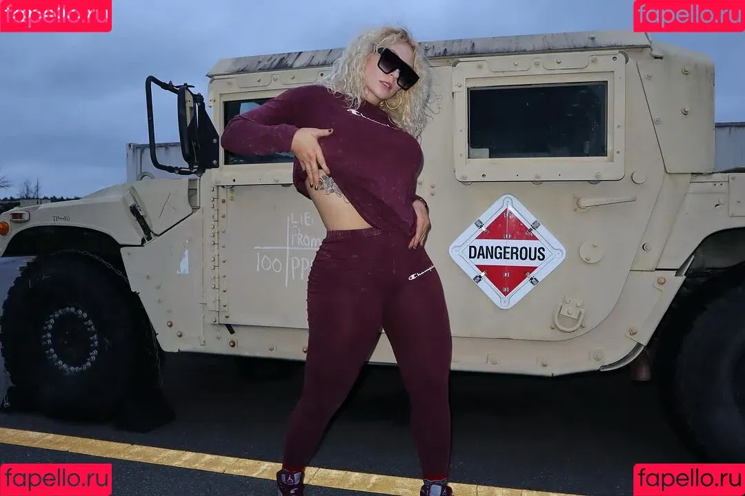 Faith Jefferies / Nikkita Lyons / nikkita_wwe Onlyfans Photo Gallery 