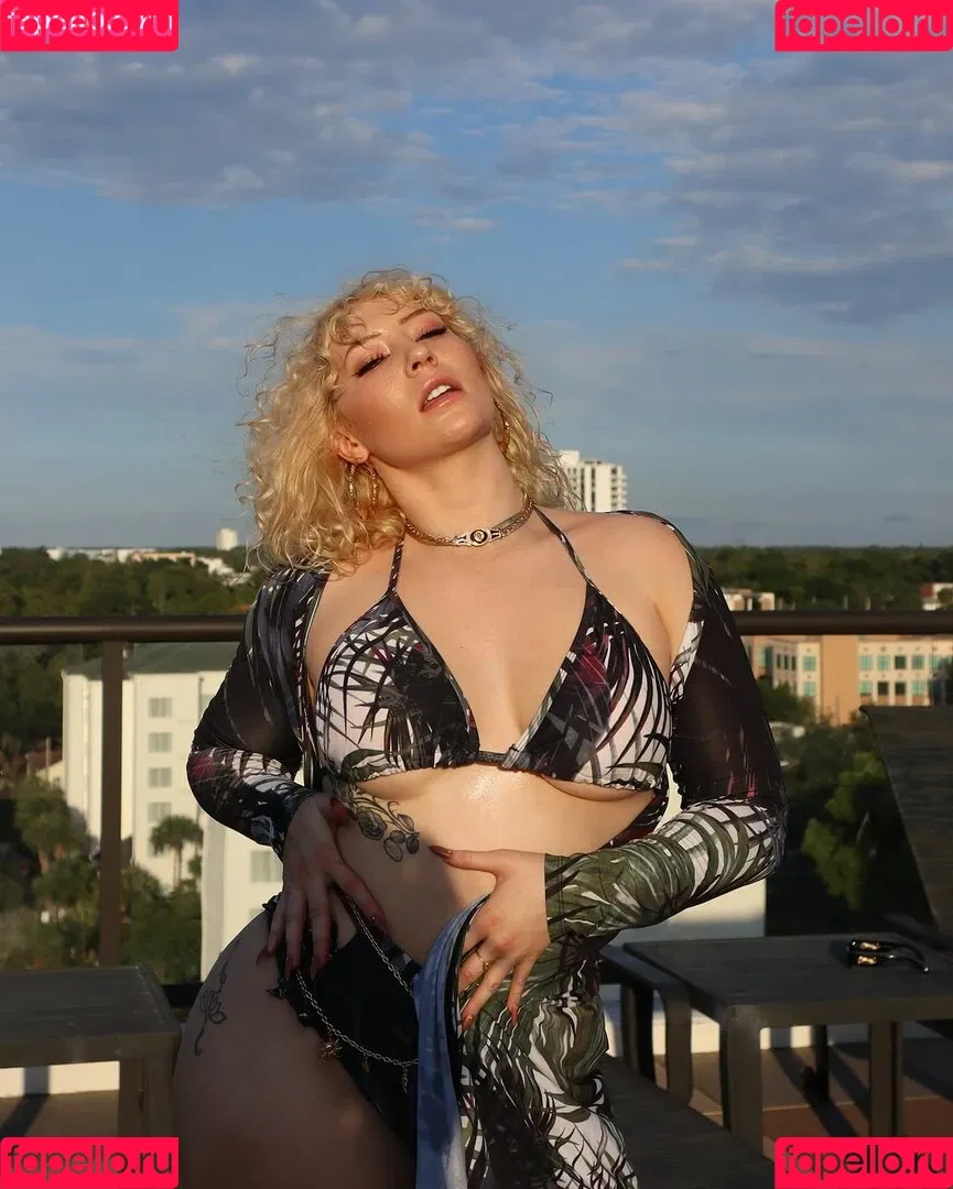 Faith Jefferies / Nikkita Lyons / nikkita_wwe Onlyfans Photo Gallery 
