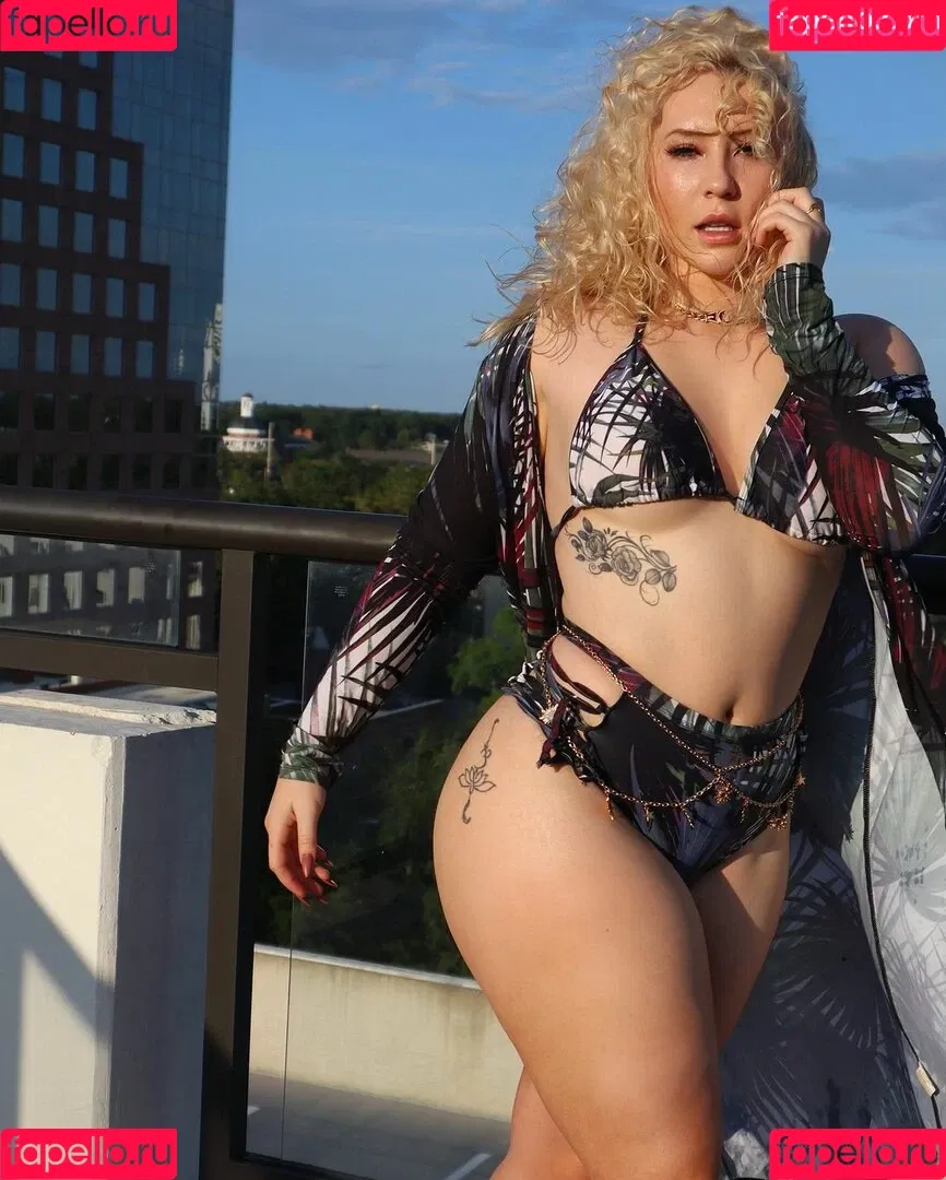 Faith Jefferies / Nikkita Lyons / nikkita_wwe Onlyfans Photo Gallery 