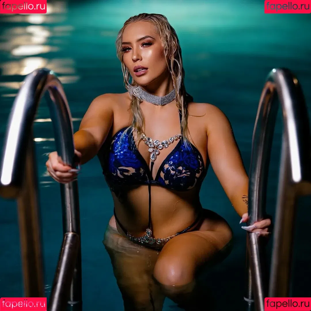 Faith Jefferies / Nikkita Lyons / nikkita_wwe Onlyfans Photo Gallery 