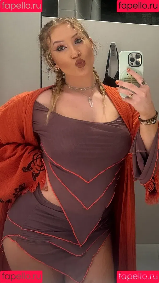 Faith Jefferies / Nikkita Lyons / nikkita_wwe Onlyfans Photo Gallery 