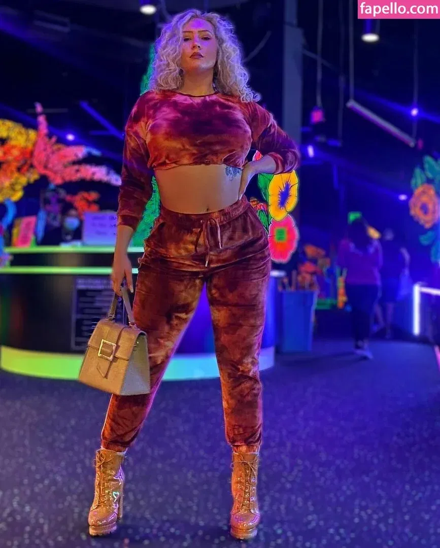 Faith Jefferies / Nikkita Lyons / nikkita_wwe Onlyfans Photo Gallery 