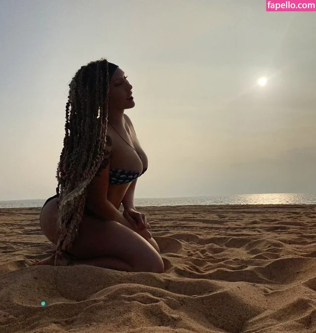 Faith Jefferies / Nikkita Lyons / nikkita_wwe Onlyfans Photo Gallery 