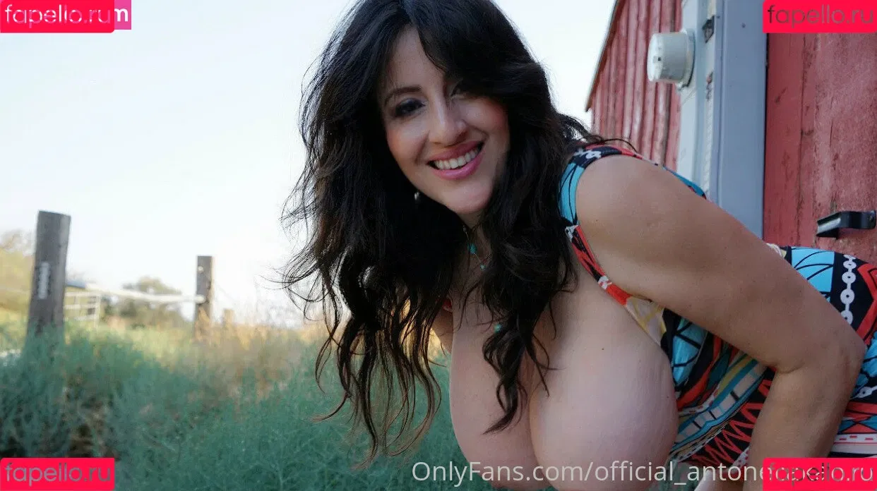 Antonella / antonelaroccuzzo / antonella_a30 / antonella_chinita / antonellakahllo / antonellamaria Onlyfans Photo Gallery 