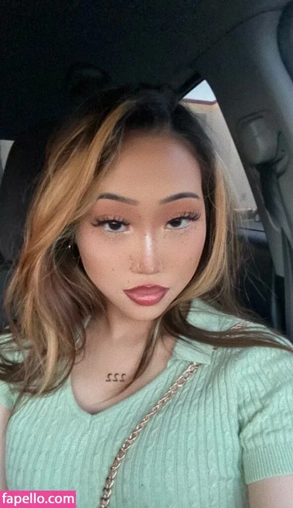 agussmunich / agussmuniz Onlyfans Photo Gallery 