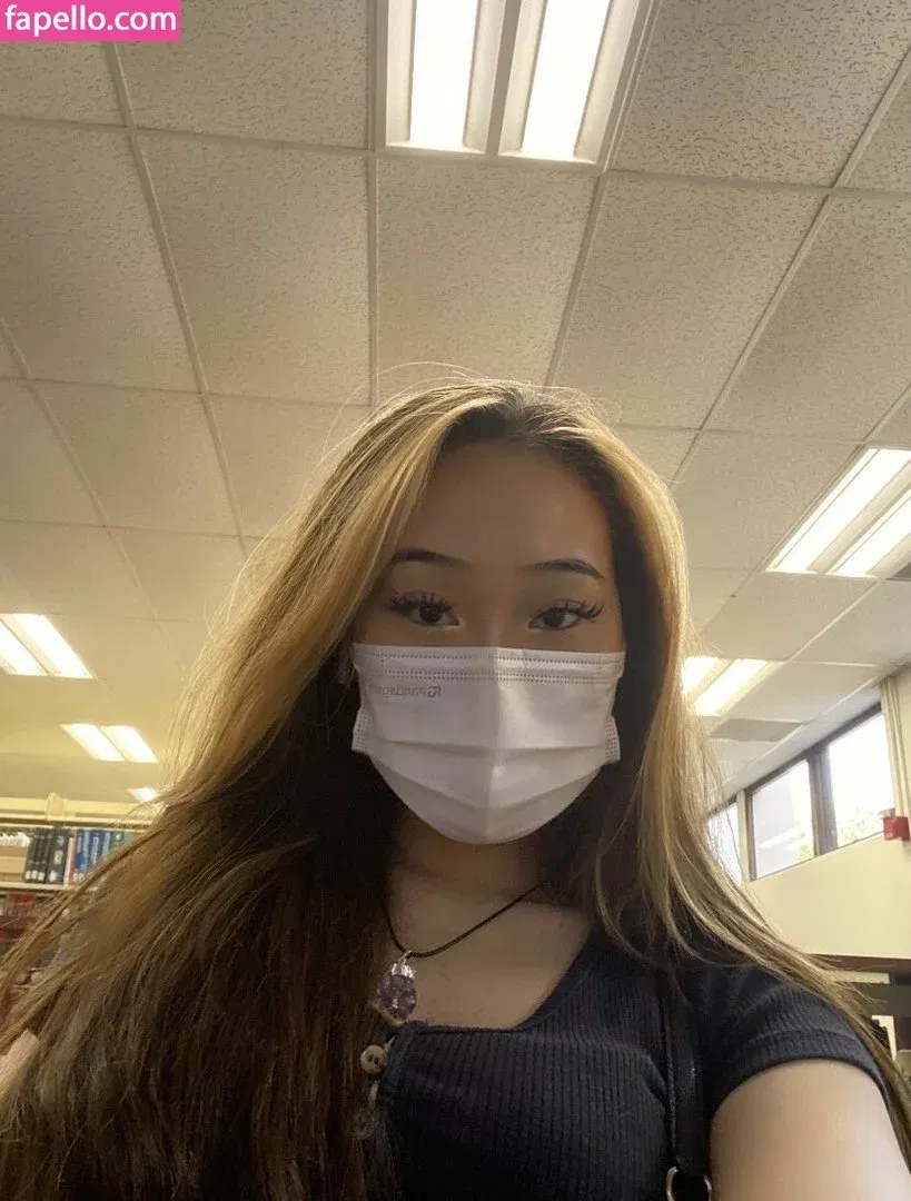 agussmunich / agussmuniz Onlyfans Photo Gallery 