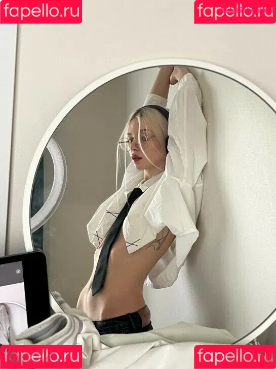 alireons / alisatvoya / realalisa / Алиса Твоя Onlyfans Photo Gallery 