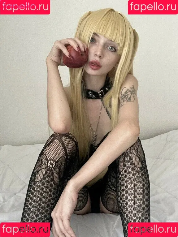 alireons / alisatvoya / realalisa / Алиса Твоя Onlyfans Photo Gallery 