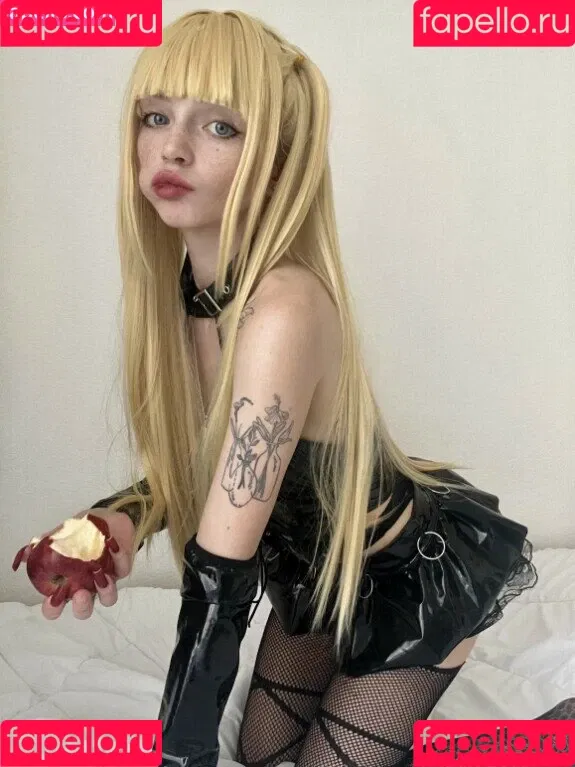 alireons / alisatvoya / realalisa / Алиса Твоя Onlyfans Photo Gallery 