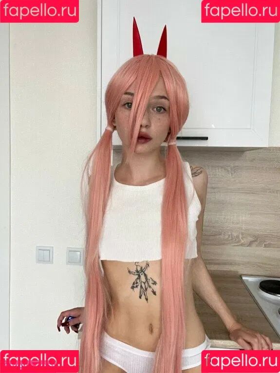 alireons / alisatvoya / realalisa / Алиса Твоя Onlyfans Photo Gallery 