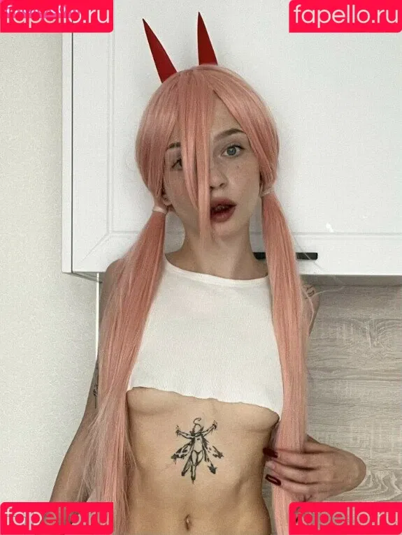 alireons / alisatvoya / realalisa / Алиса Твоя Onlyfans Photo Gallery 