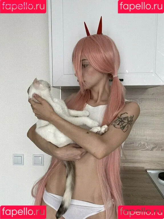 alireons / alisatvoya / realalisa / Алиса Твоя Onlyfans Photo Gallery 