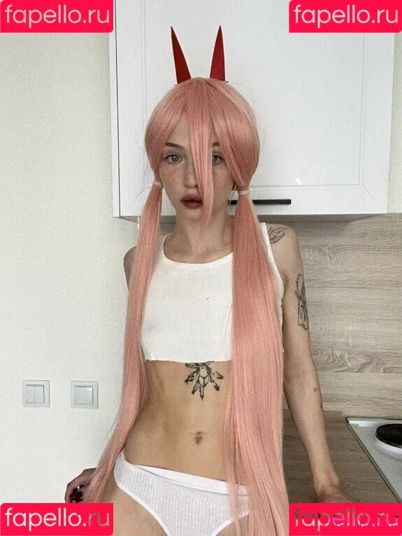 alireons / alisatvoya / realalisa / Алиса Твоя Onlyfans Photo Gallery 