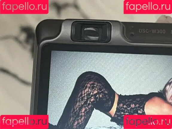 alireons / alisatvoya / realalisa / Алиса Твоя Onlyfans Photo Gallery 