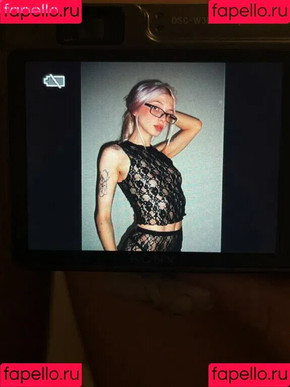 alireons / alisatvoya / realalisa / Алиса Твоя Onlyfans Photo Gallery 