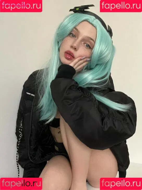 alireons / alisatvoya / realalisa / Алиса Твоя Onlyfans Photo Gallery 