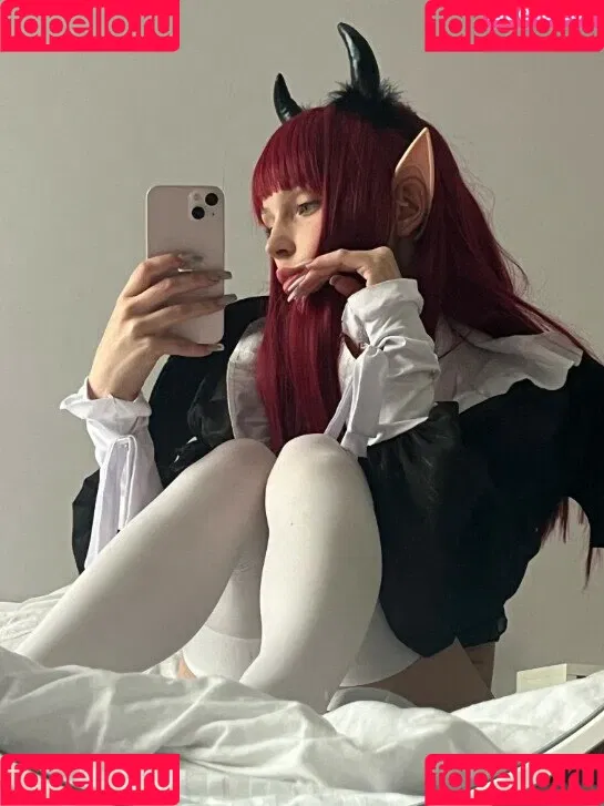 alireons / alisatvoya / realalisa / Алиса Твоя Onlyfans Photo Gallery 