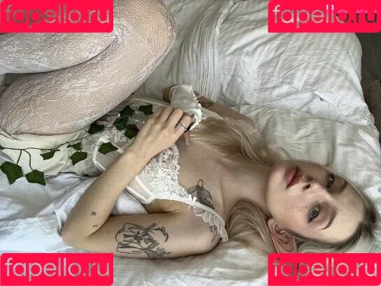 alireons / alisatvoya / realalisa / Алиса Твоя Onlyfans Photo Gallery 