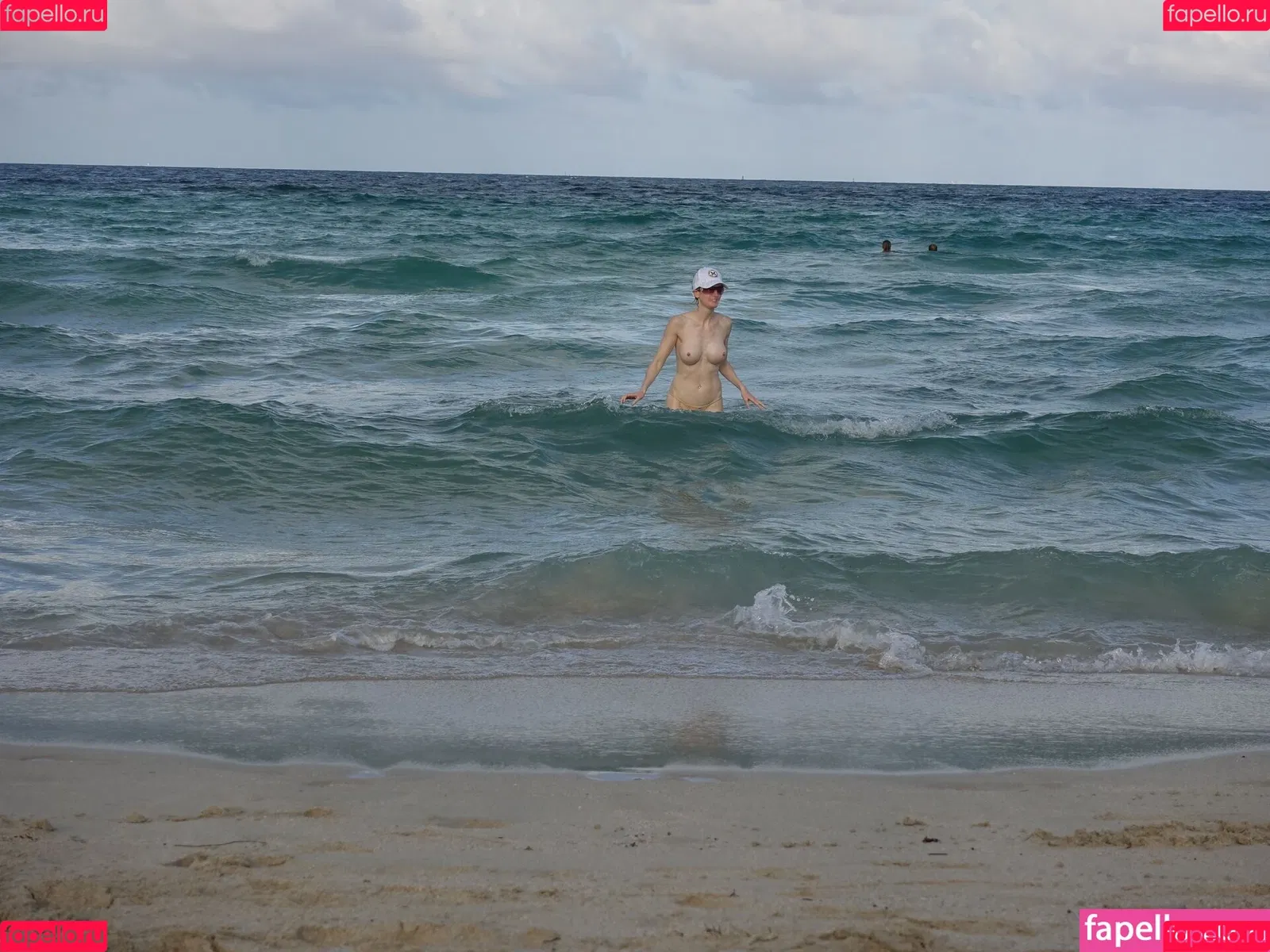 MiaExhib / https: / mia_exhib Onlyfans Photo Gallery 