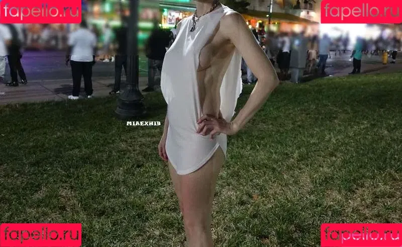MiaExhib / https: / mia_exhib Onlyfans Photo Gallery 