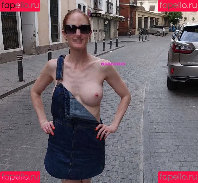 MiaExhib / https: / mia_exhib Onlyfans Photo Gallery 