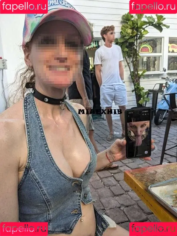 MiaExhib / https: / mia_exhib Onlyfans Photo Gallery 