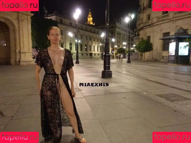 MiaExhib / https: / mia_exhib Onlyfans Photo Gallery 