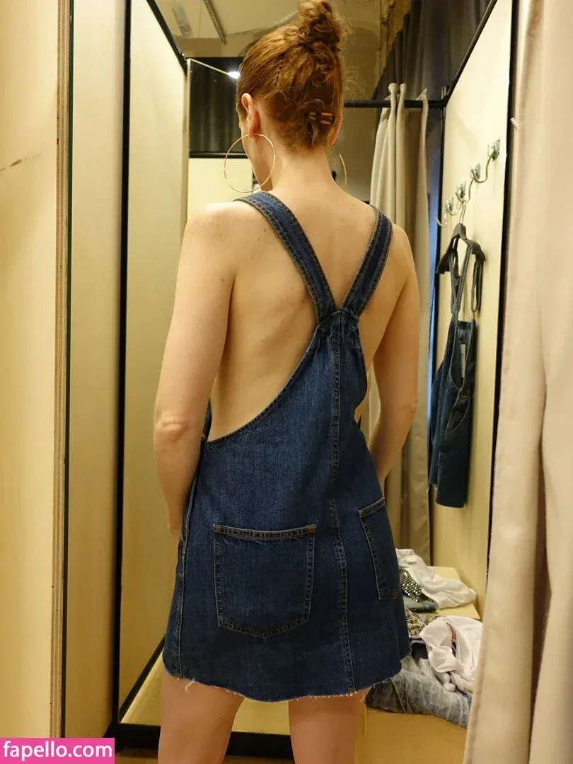 MiaExhib / https: / mia_exhib Onlyfans Photo Gallery 