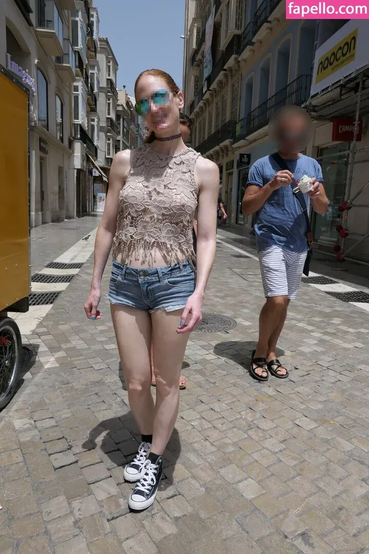 MiaExhib / https: / mia_exhib Onlyfans Photo Gallery 