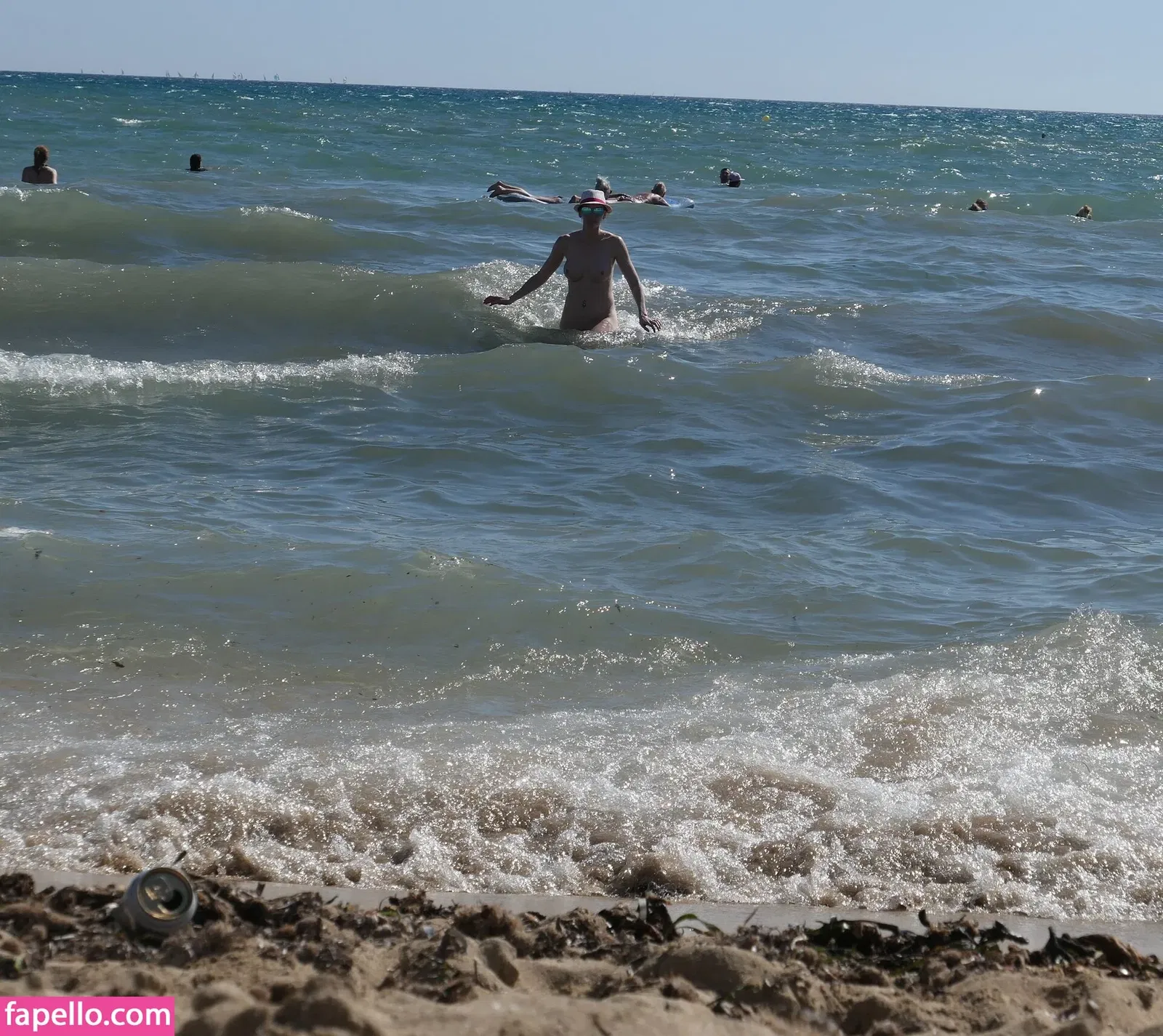 MiaExhib / https: / mia_exhib Onlyfans Photo Gallery 