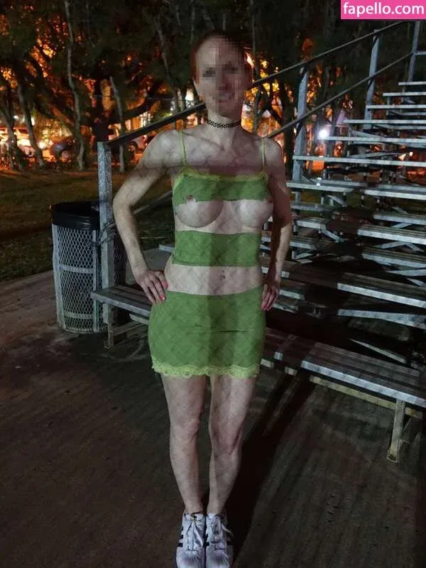 MiaExhib / https: / mia_exhib Onlyfans Photo Gallery 