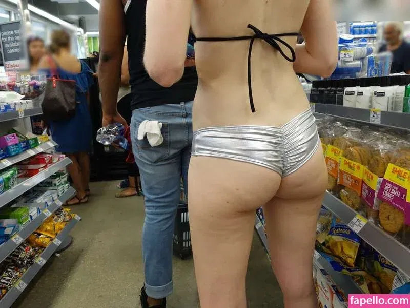 MiaExhib / https: / mia_exhib Onlyfans Photo Gallery 