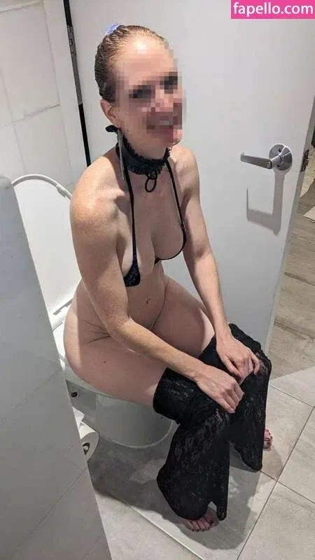 MiaExhib / https: / mia_exhib Onlyfans Photo Gallery 