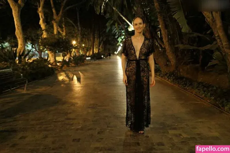 MiaExhib / https: / mia_exhib Onlyfans Photo Gallery 