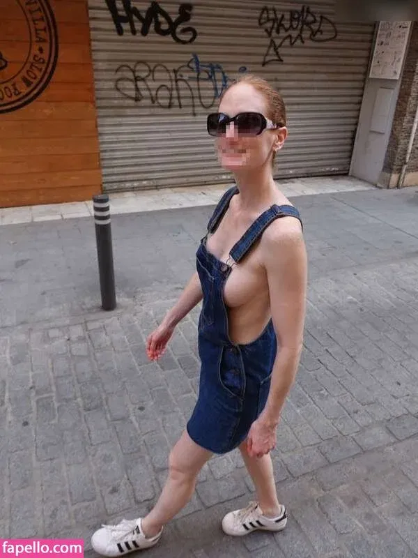 MiaExhib / https: / mia_exhib Onlyfans Photo Gallery 