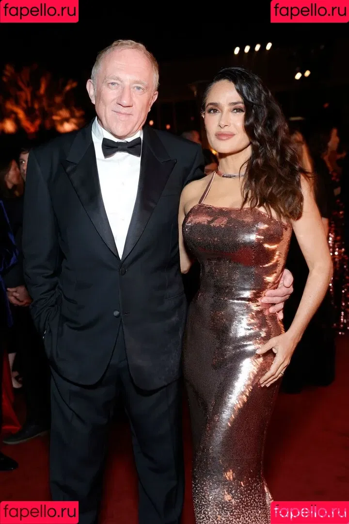Salma Hayek / salmahayek Onlyfans Photo Gallery 