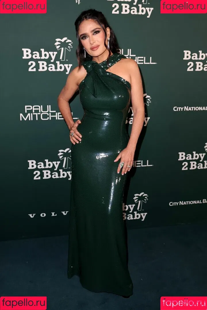Salma Hayek / salmahayek Onlyfans Photo Gallery 