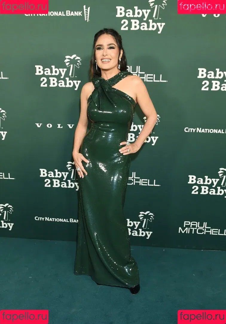Salma Hayek / salmahayek Onlyfans Photo Gallery 
