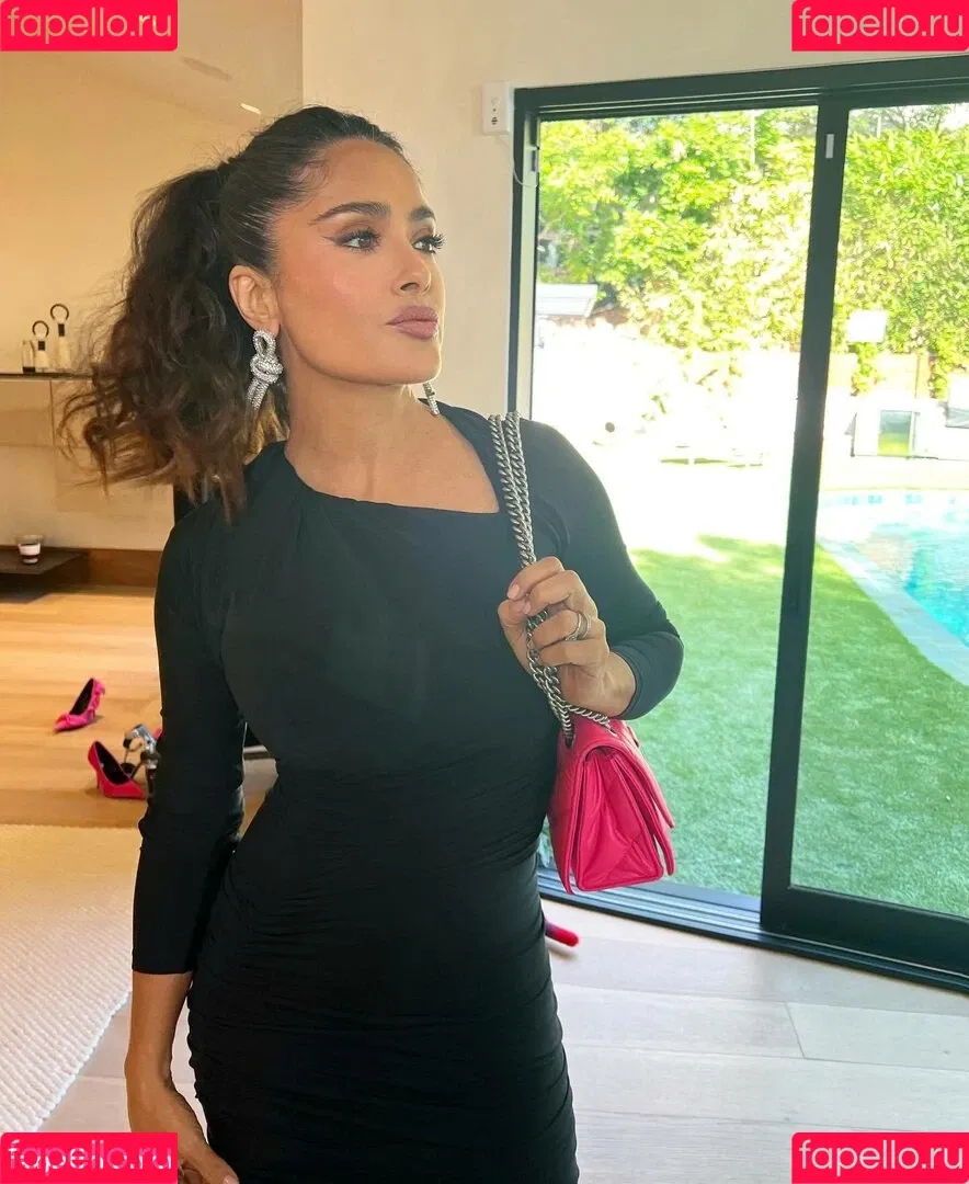 Salma Hayek / salmahayek Onlyfans Photo Gallery 